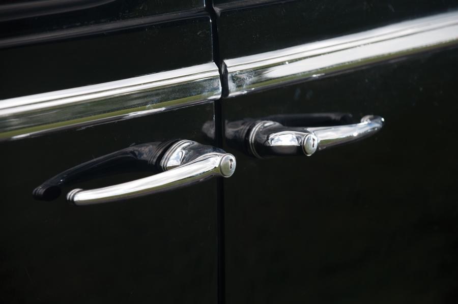  Cadillac Series 75 7-Passenger Imperial Sedan 1940 года  (фото 15 из 22)